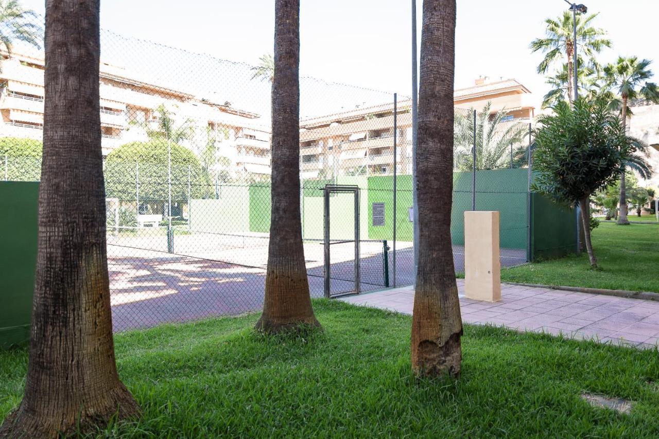 Beach Paradise Flat In Denia Centre W/ Large Pool Extérieur photo